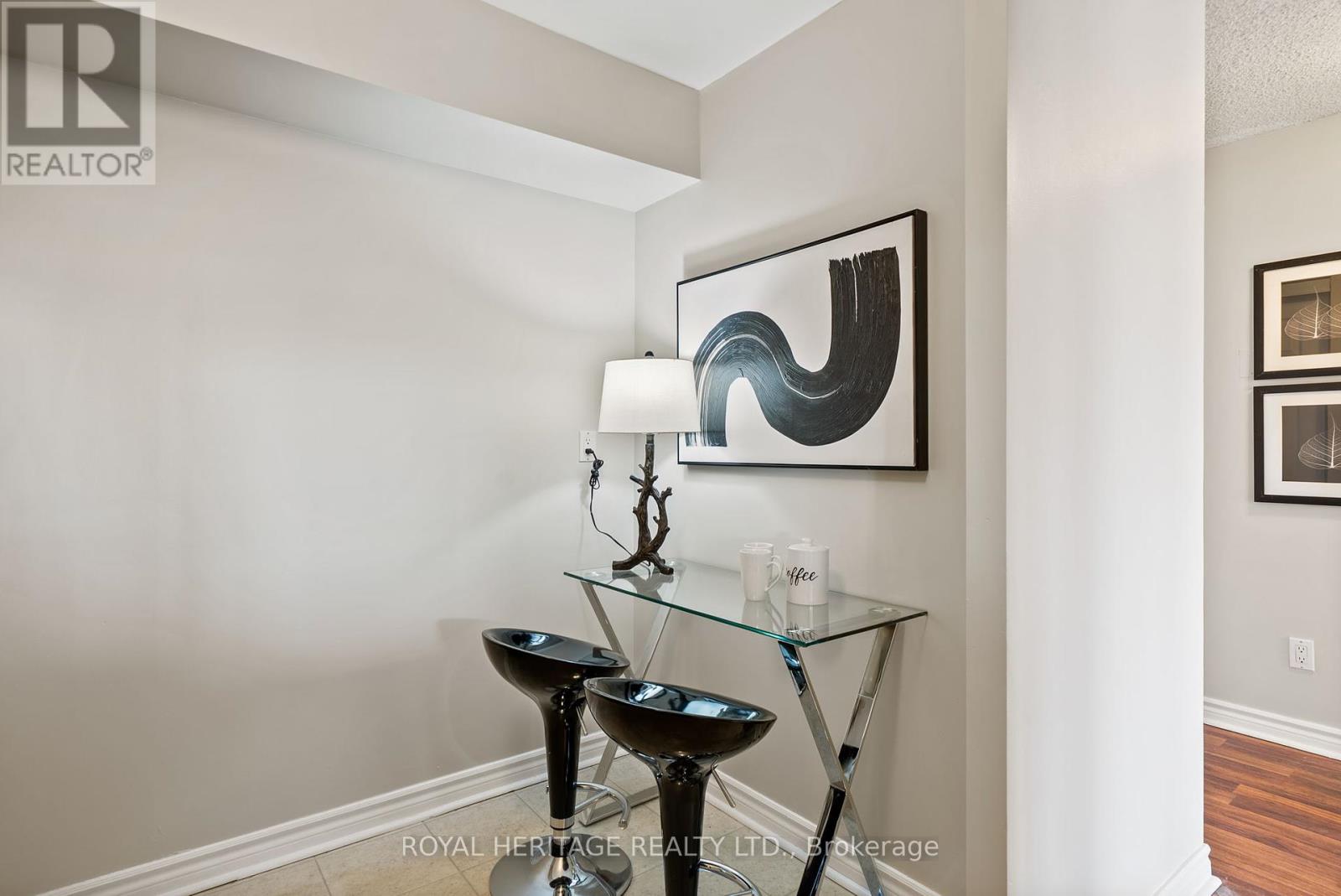 1203 - 4 Park Vista Crescent, Toronto, Ontario  M4B 3M8 - Photo 12 - E12086389
