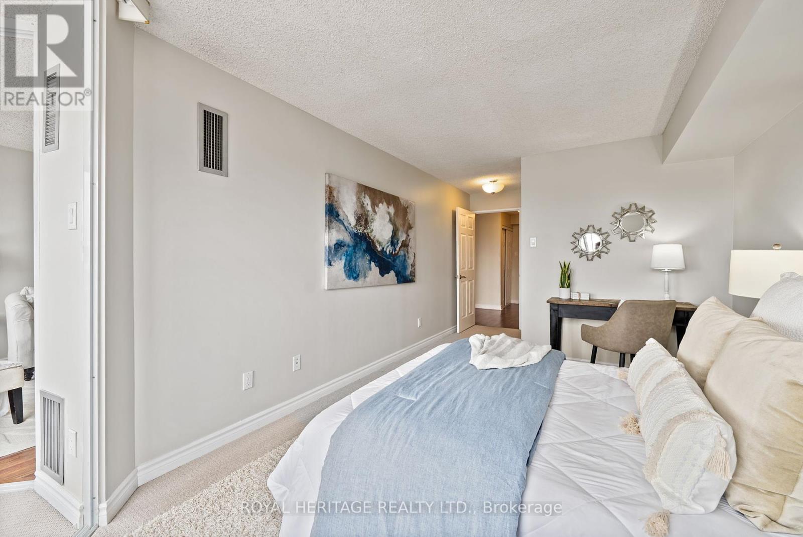 1203 - 4 Park Vista Crescent, Toronto, Ontario  M4B 3M8 - Photo 15 - E12086389