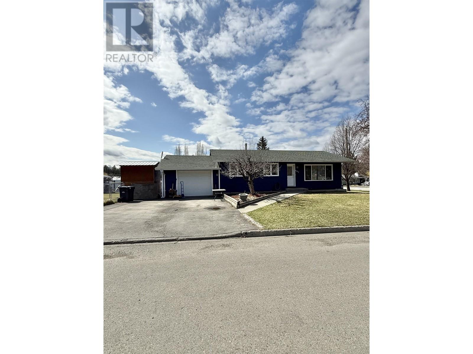 Property at 901 OGDEN STREET image 1