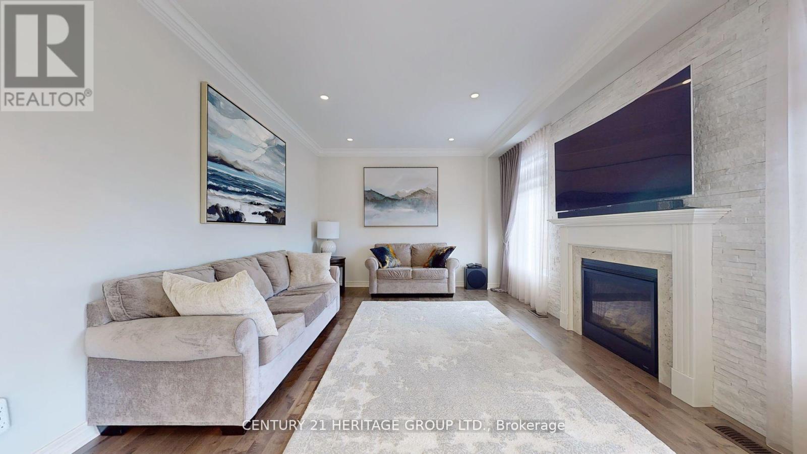 Property at 12 TUPLING STREET image 3