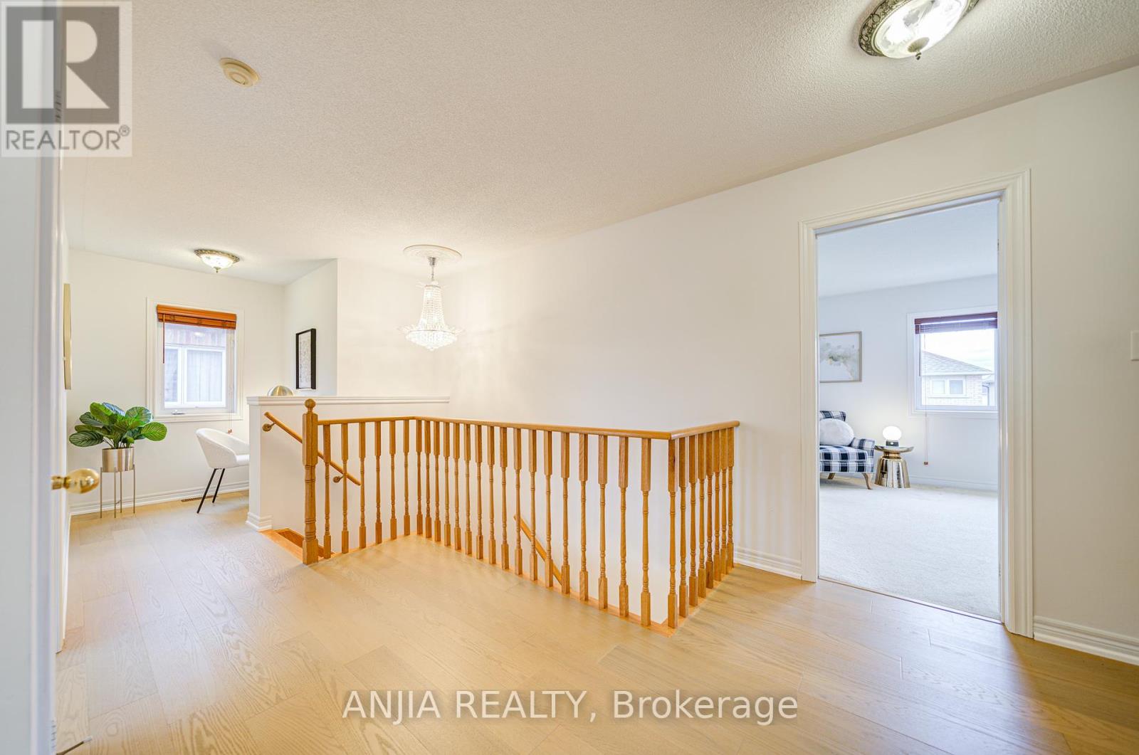 6 Linsmary Court, Markham, Ontario  L6E 1L2 - Photo 27 - N12086397