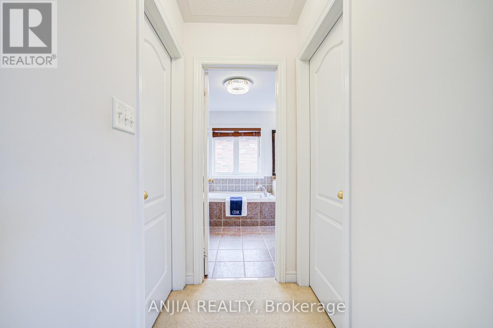 6 Linsmary Court, Markham, Ontario  L6E 1L2 - Photo 34 - N12086397