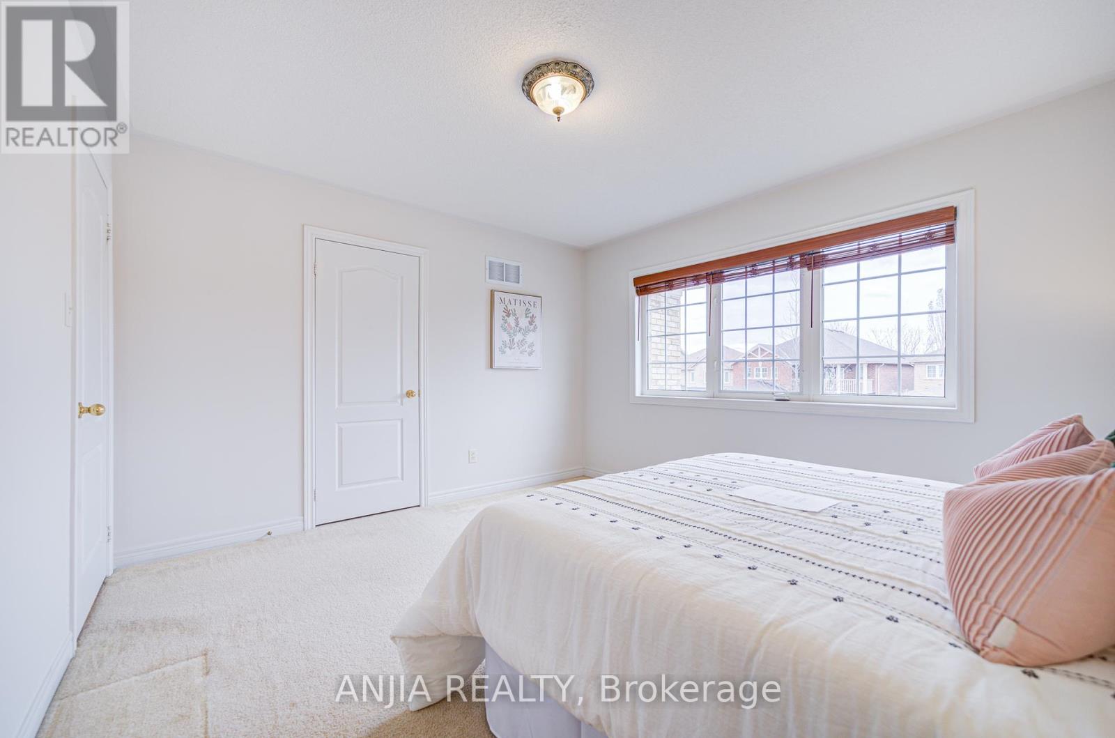 6 Linsmary Court, Markham, Ontario  L6E 1L2 - Photo 43 - N12086397