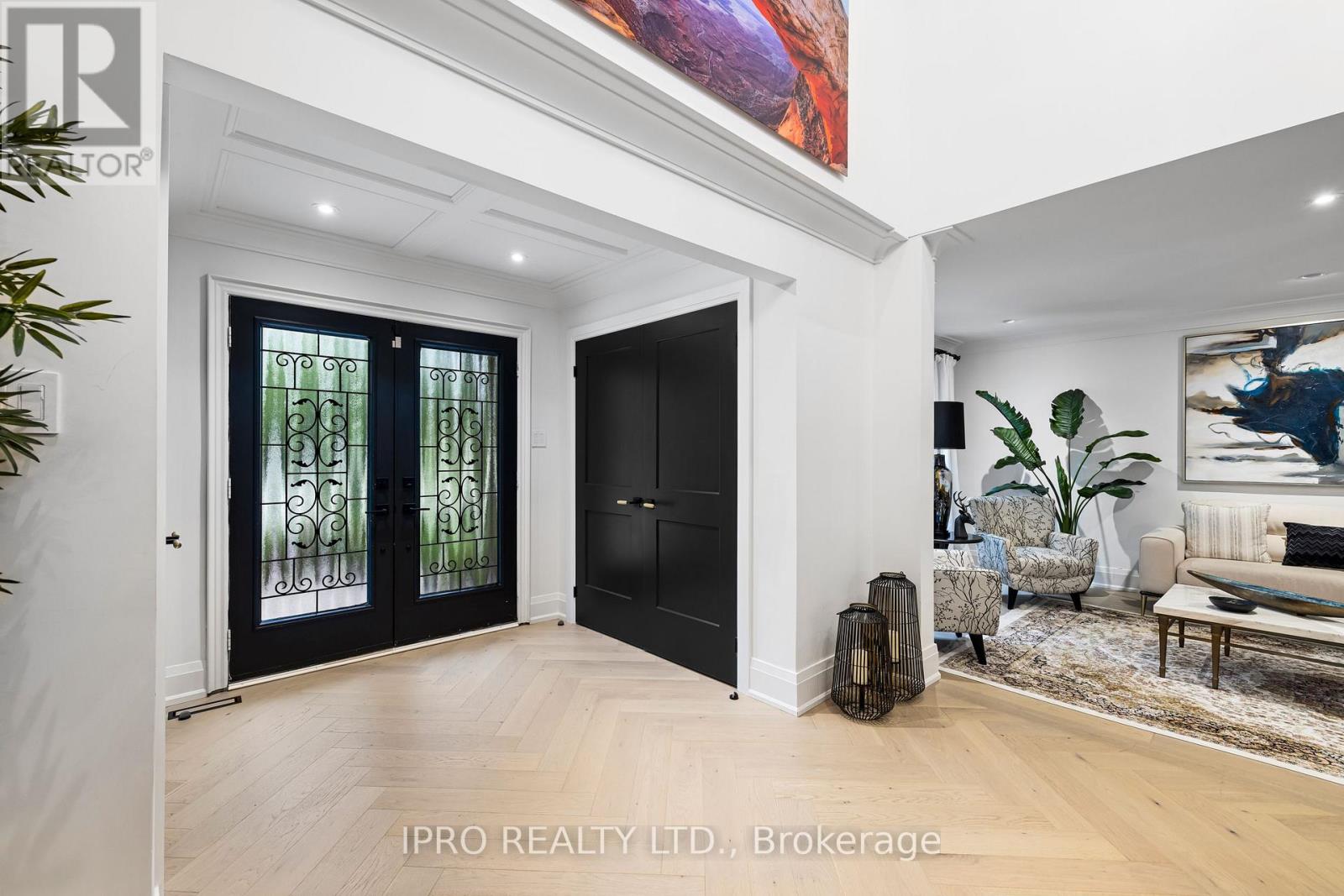 Property at 5103 ROYAL MILLS COURT image 4
