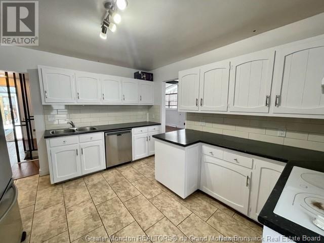 141-143 West Lane, Moncton, New Brunswick  E1C 6V1 - Photo 4 - NB116284