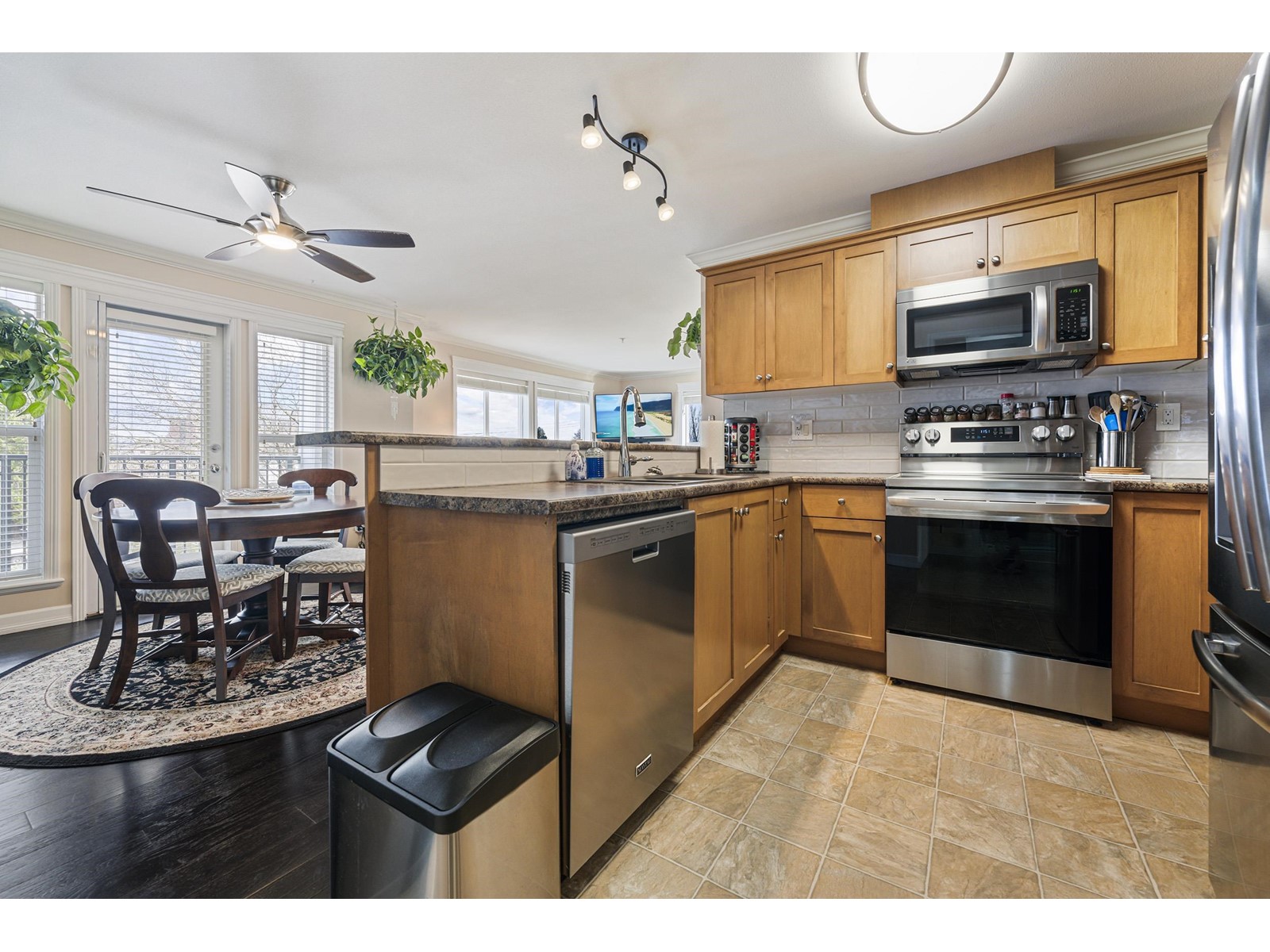 301 8933 Edward Street, Chilliwack Proper West, Chilliwack, British Columbia  V2P 4E2 - Photo 6 - R2990972