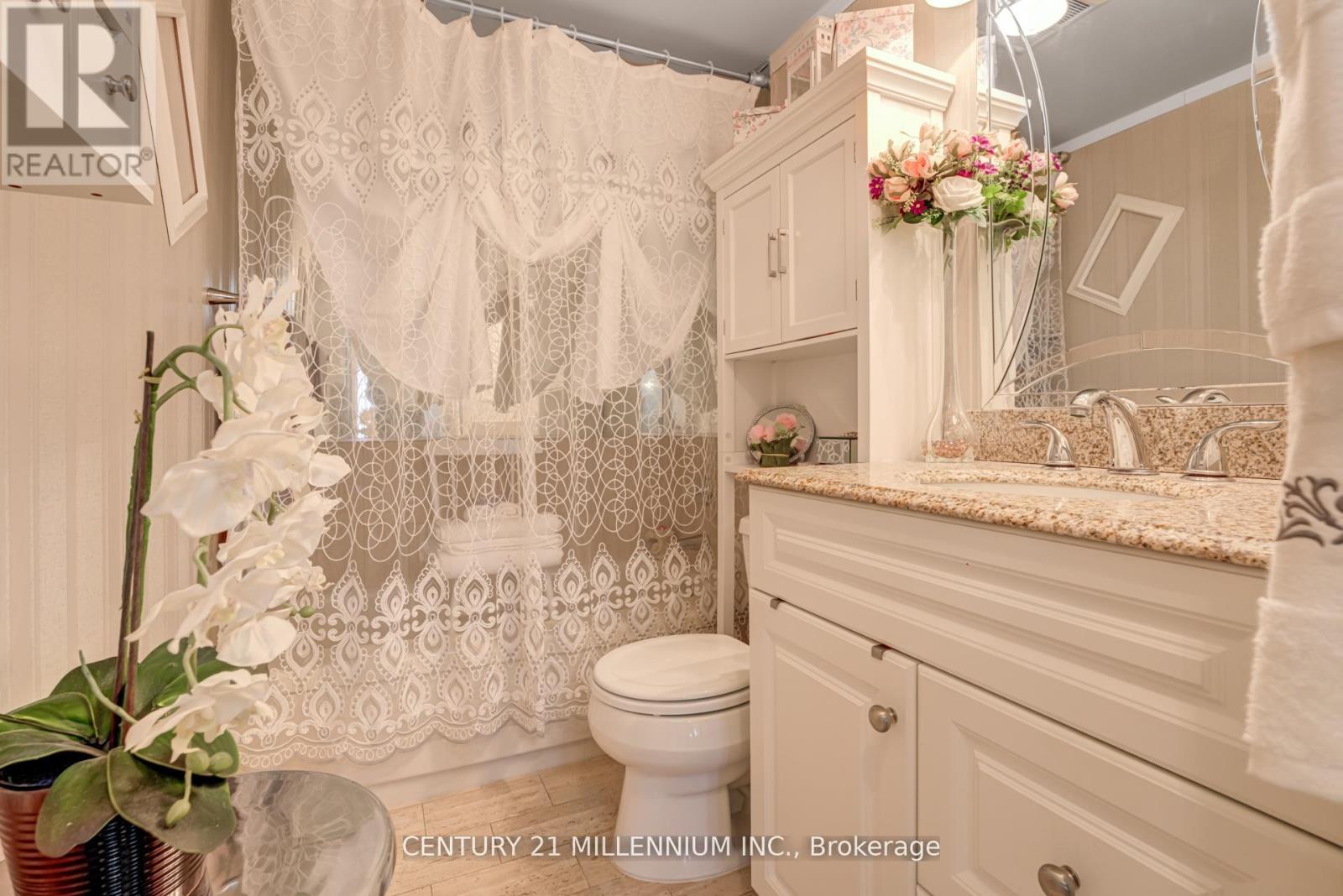 208 - 20 Cherrytree Drive, Brampton, Ontario  L6Y 3V1 - Photo 12 - W12086151
