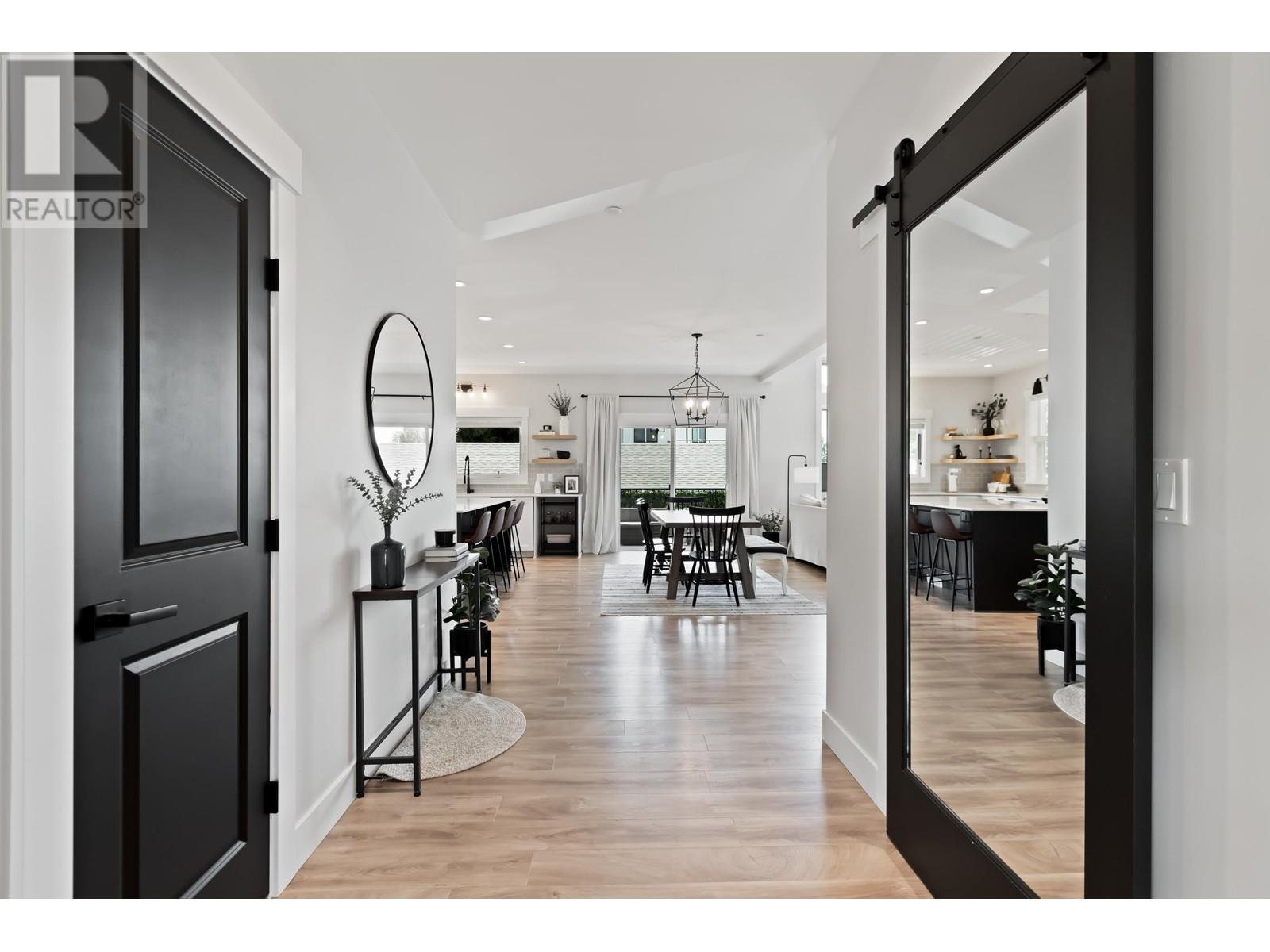Property at 20540 114 AVENUE image 3