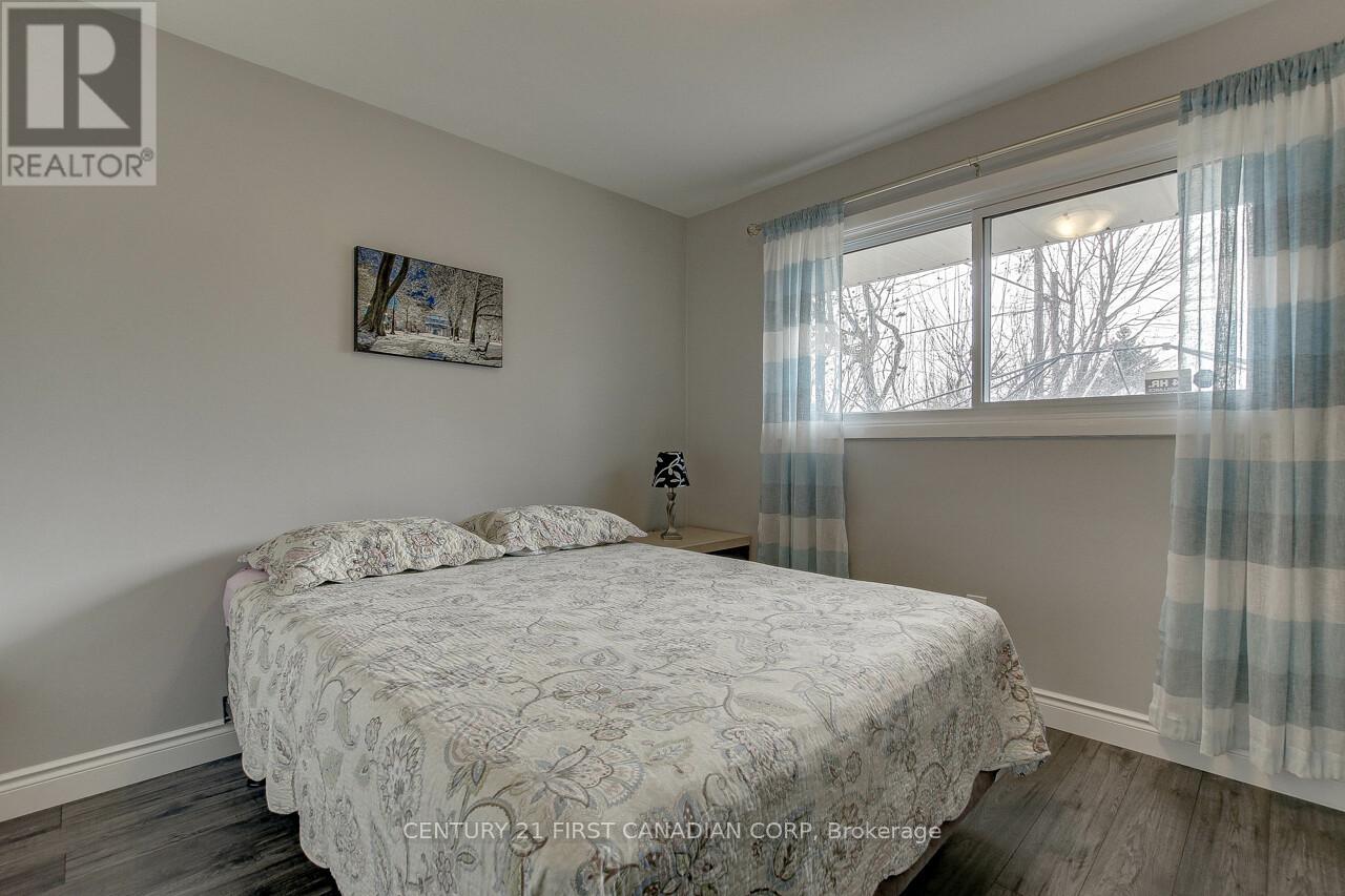 393 Chippendale Crescent, London South, Ontario  N5Z 3G1 - Photo 19 - X12086514