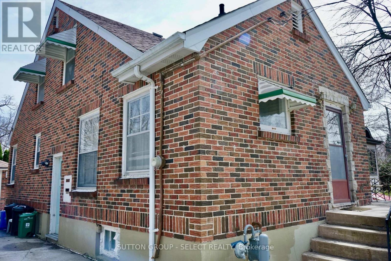 Photo 6 of 21 for 100 Belgrave Avenue