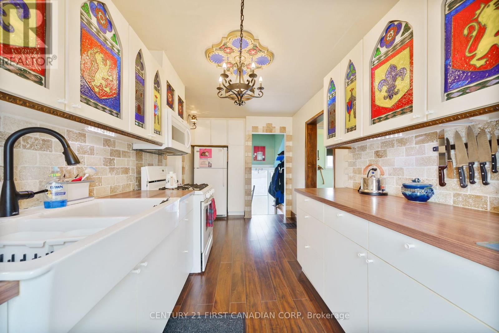 Photo 11 of 22 for 55 Mcnay Street