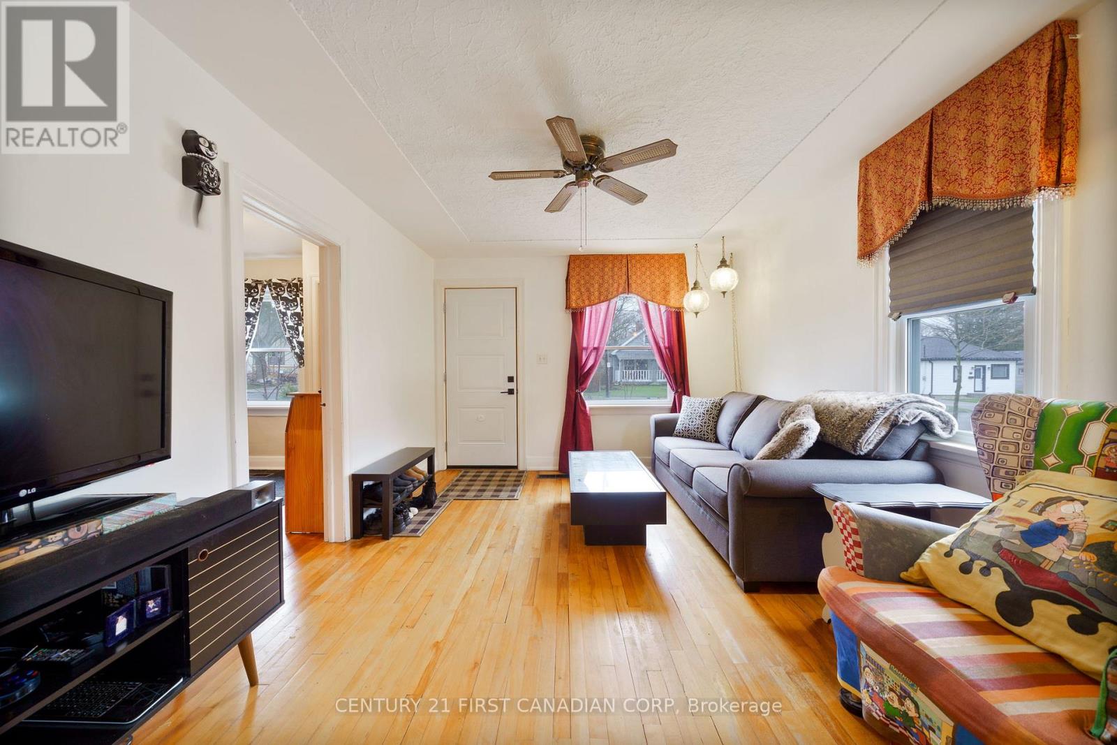 Photo 3 of 22 for 55 Mcnay Street