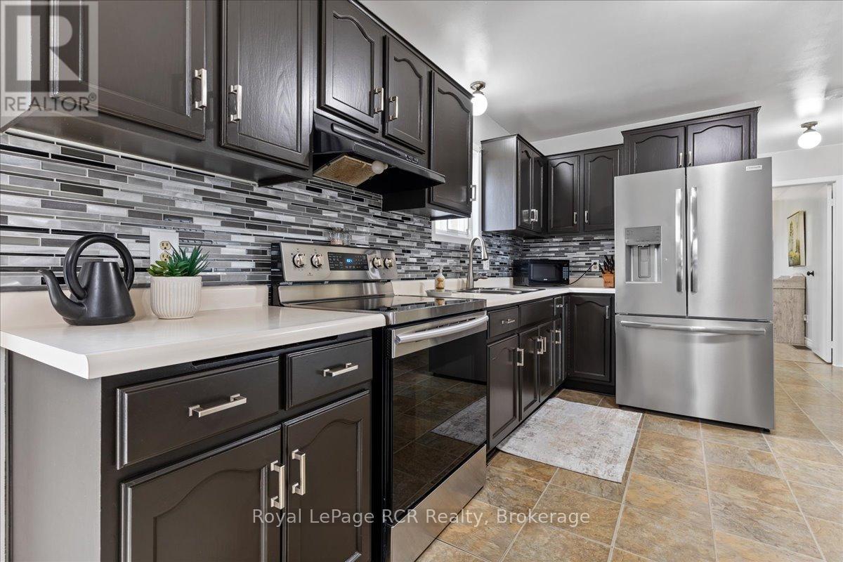 8008 Wellington Road 7 Road, Mapleton, Ontario  N0G 2K0 - Photo 21 - X12086519