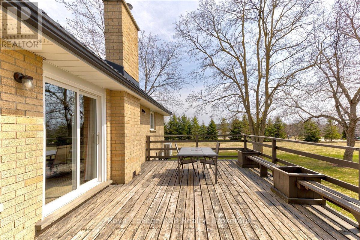 8008 Wellington Road 7 Road, Mapleton, Ontario  N0G 2K0 - Photo 38 - X12086519