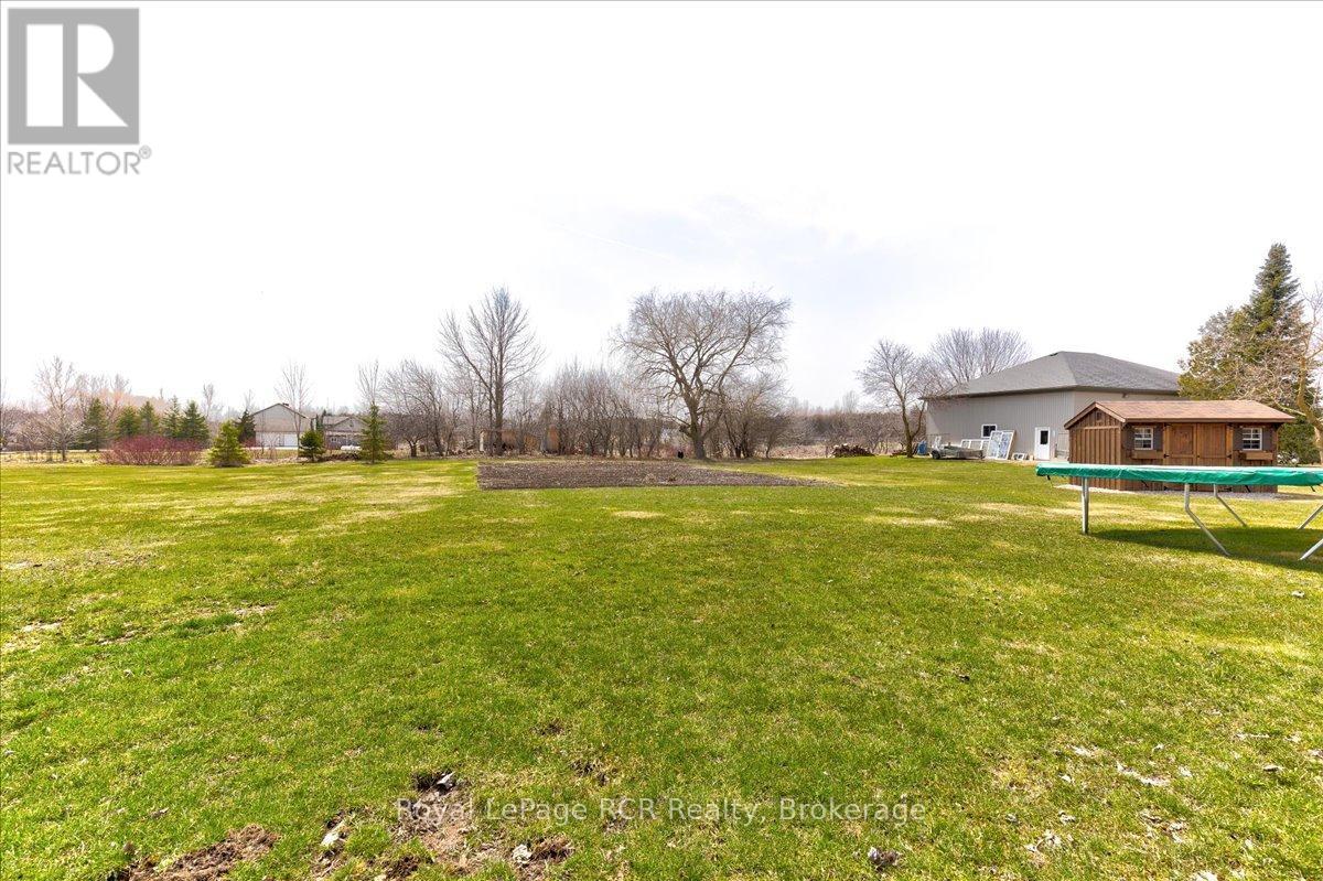 8008 Wellington Road 7 Road, Mapleton, Ontario  N0G 2K0 - Photo 42 - X12086519