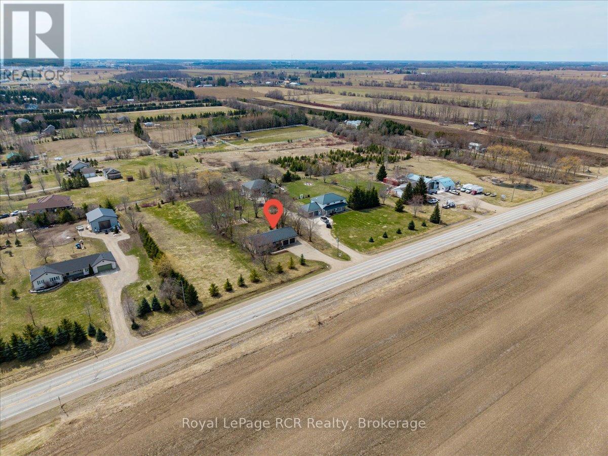 8008 Wellington Road 7 Road, Mapleton, Ontario  N0G 2K0 - Photo 47 - X12086519