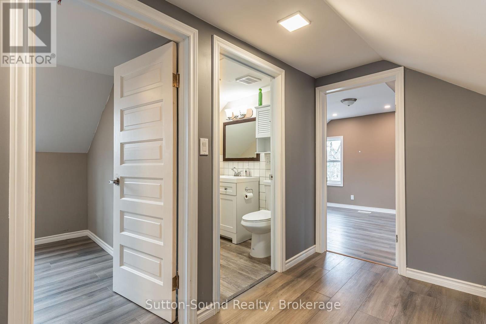 2348 5th Avenue W, Owen Sound, Ontario  N4K 5C6 - Photo 10 - X12086545