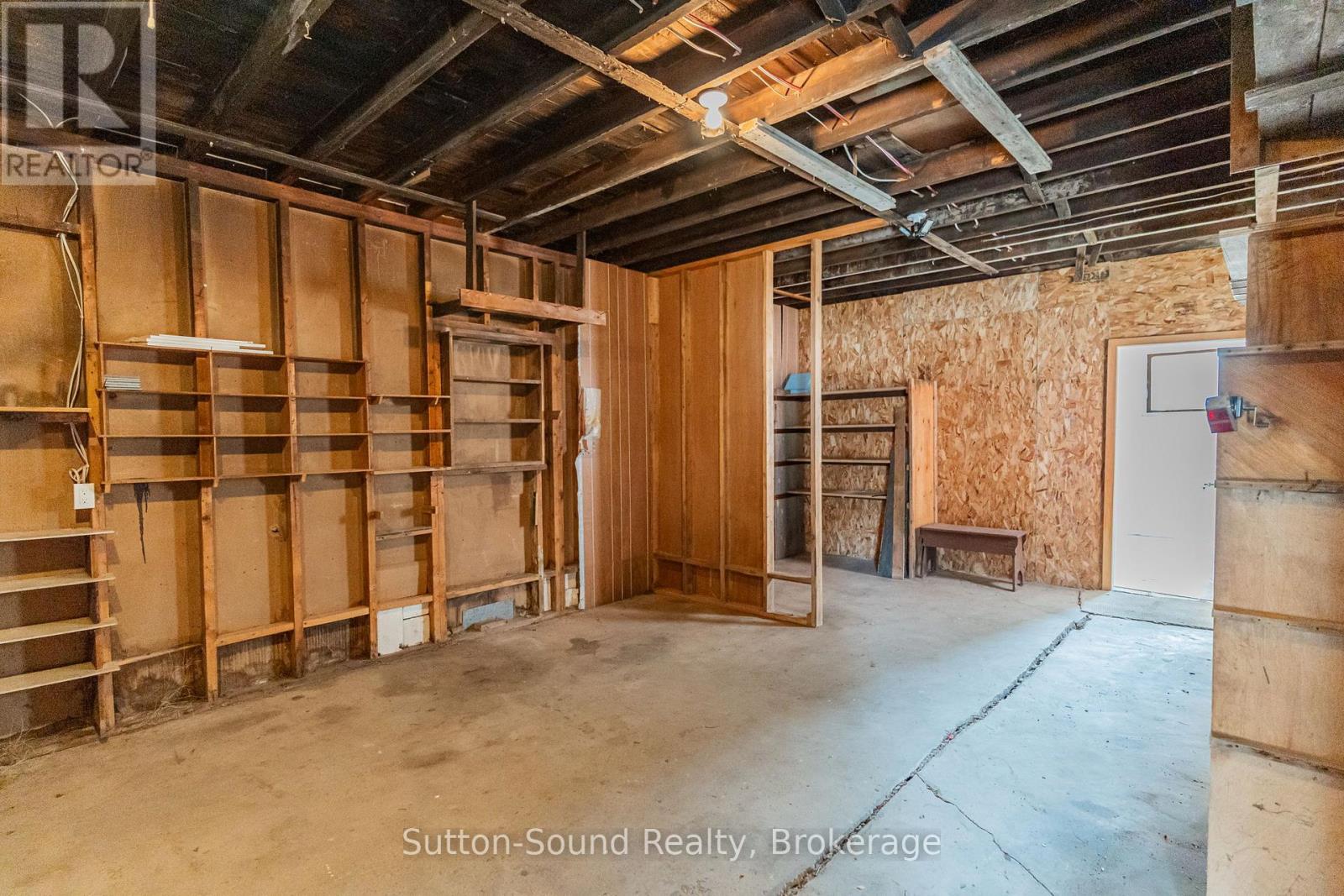 2348 5th Avenue W, Owen Sound, Ontario  N4K 5C6 - Photo 17 - X12086545