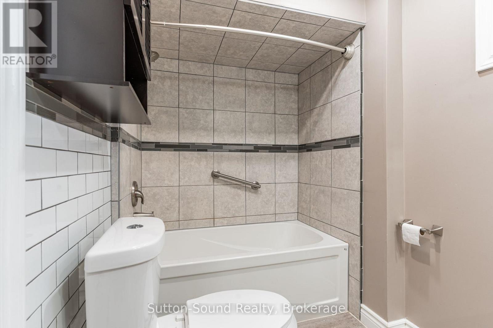 2348 5th Avenue W, Owen Sound, Ontario  N4K 5C6 - Photo 8 - X12086545