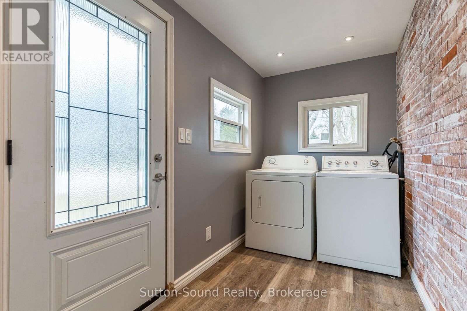2348 5th Avenue W, Owen Sound, Ontario  N4K 5C6 - Photo 9 - X12086545