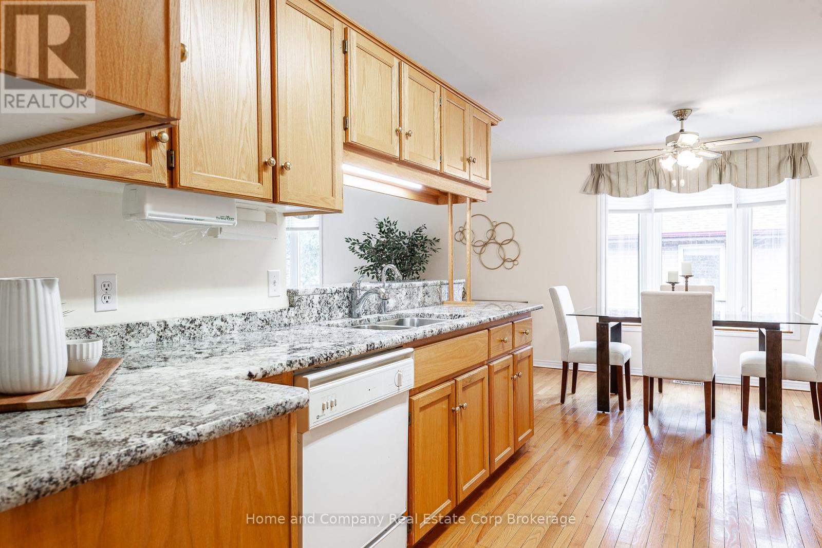 16 - 300 John Street S, Stratford, Ontario  N5A 7V5 - Photo 11 - X12086632