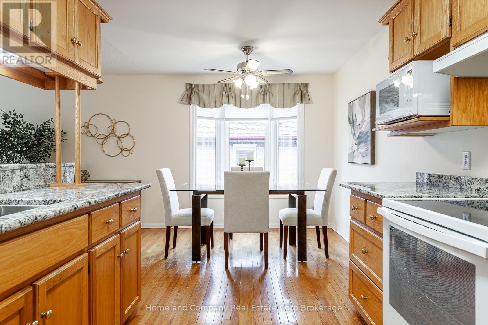 16 - 300 John Street S, Stratford, Ontario  N5A 7V5 - Photo 12 - X12086632
