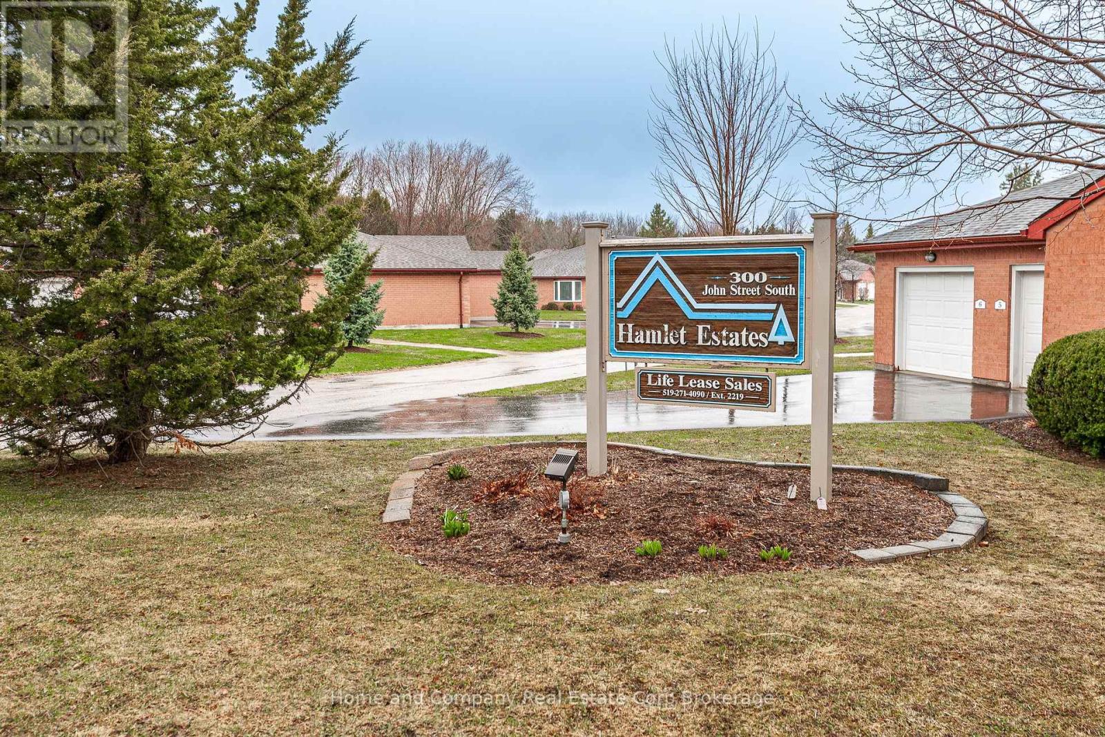 16 - 300 John Street S, Stratford, Ontario  N5A 7V5 - Photo 2 - X12086632