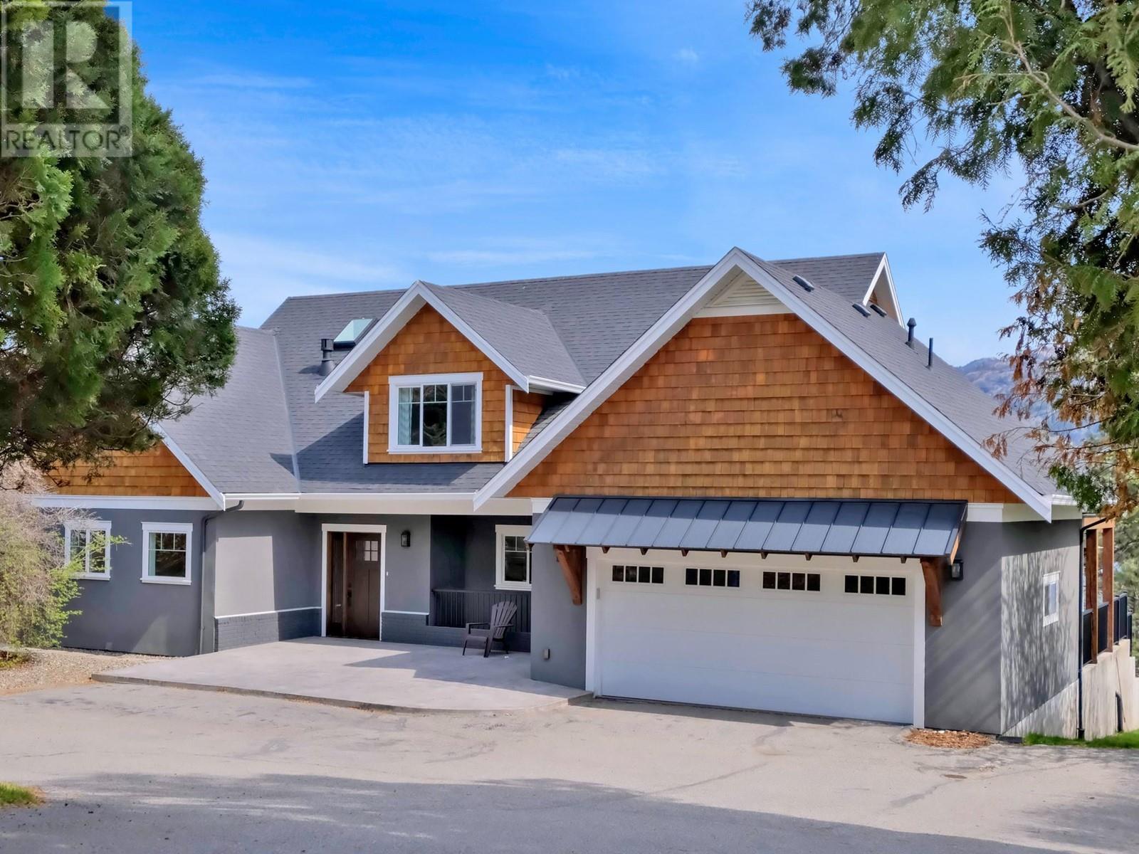 Property at 552 PINEVIEW Drive image
