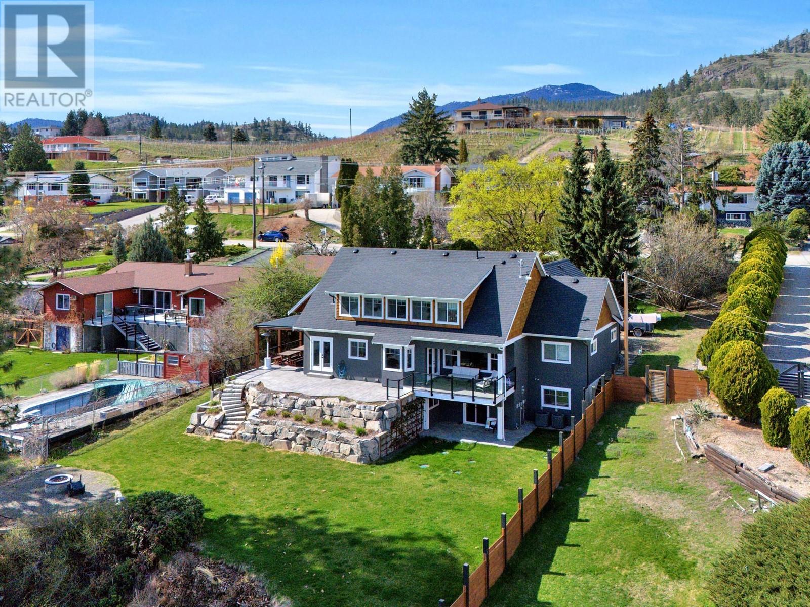 Property at 552 PINEVIEW Drive image