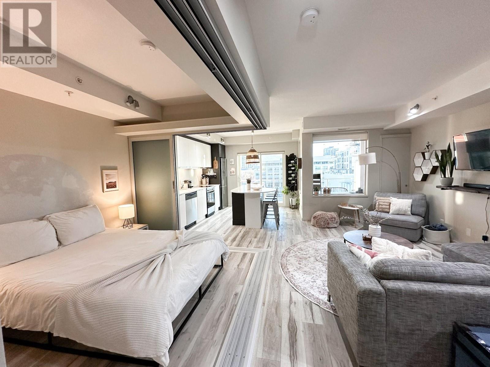 1350 St Paul Street Unit# 512, Kelowna, British Columbia