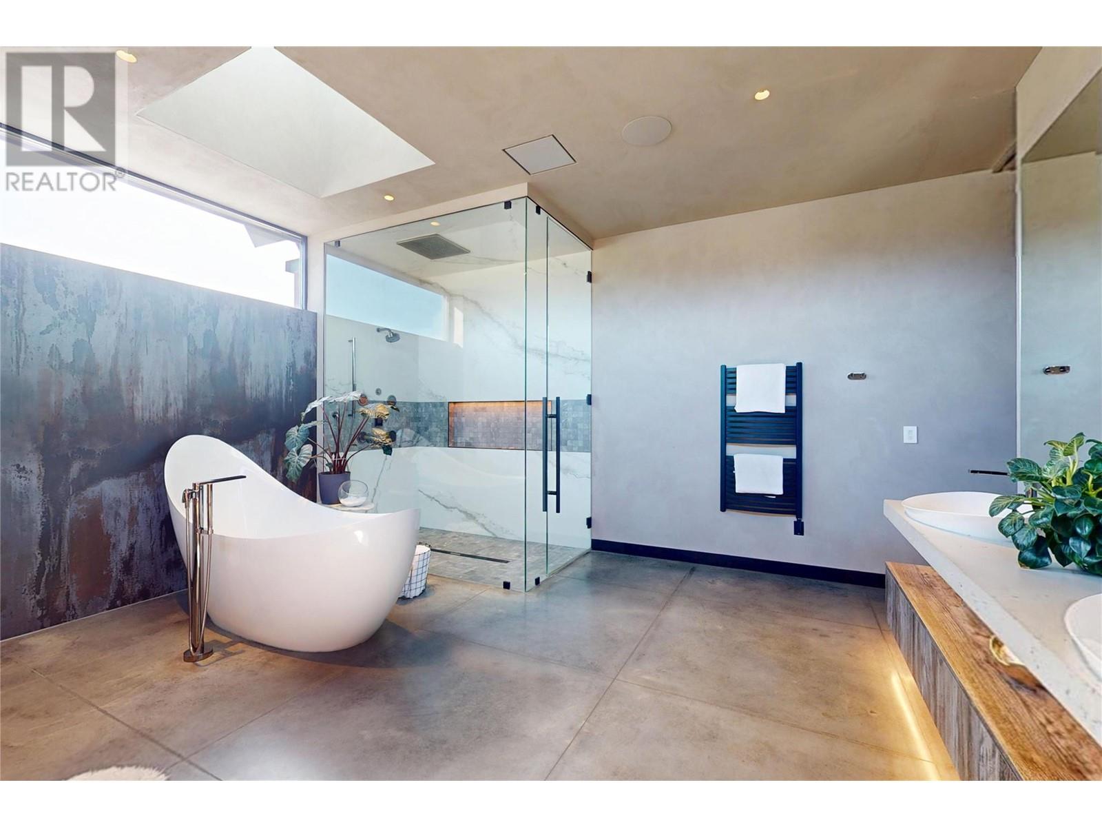 4275 Todd Road Kelowna Photo 45