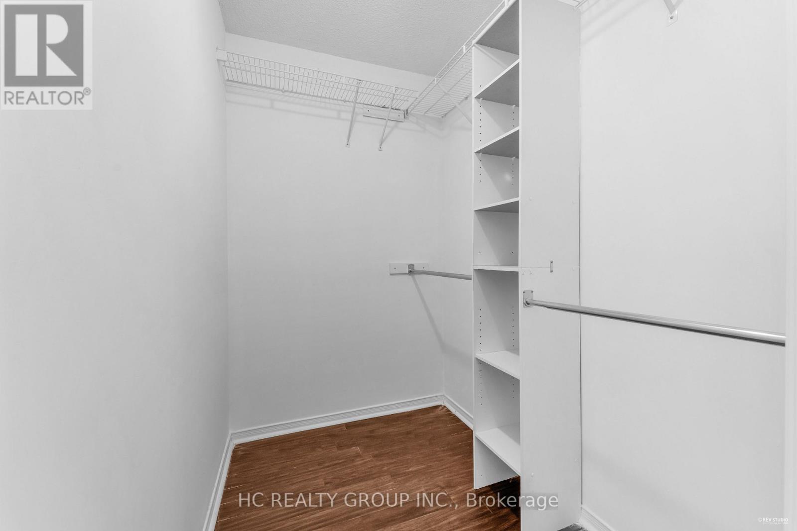 1011 - 889 Bay Street, Toronto, Ontario  M5S 3K5 - Photo 18 - C12086626