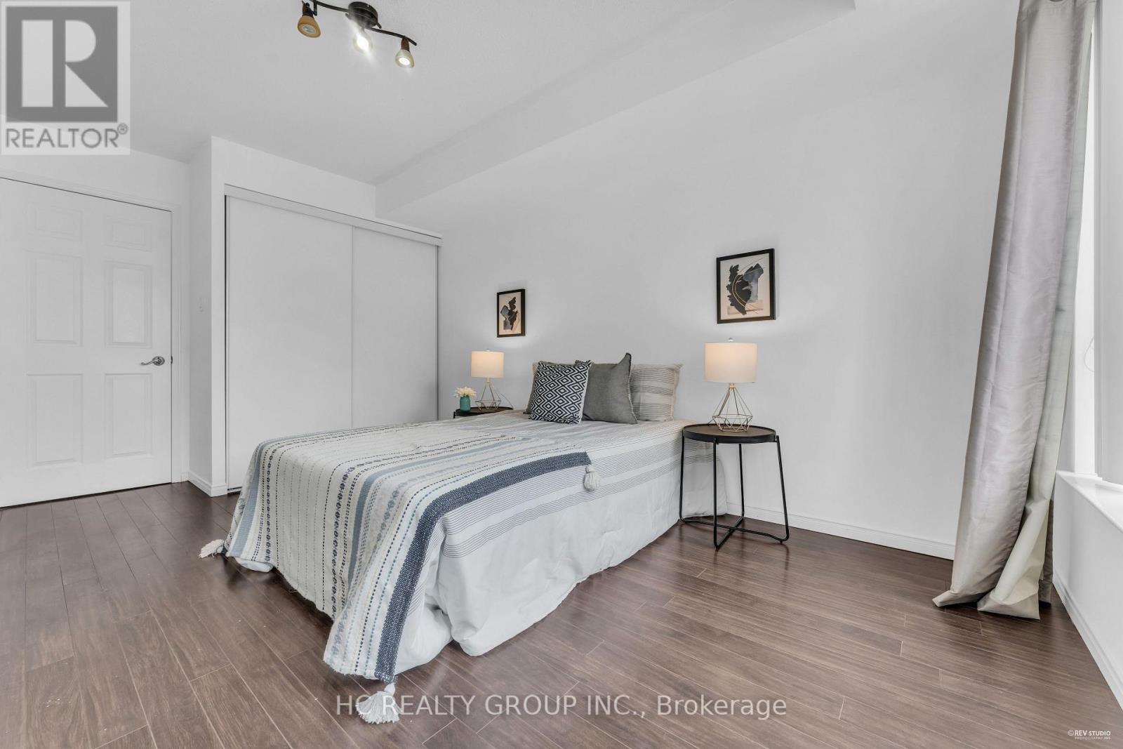 1011 - 889 Bay Street, Toronto, Ontario  M5S 3K5 - Photo 25 - C12086626