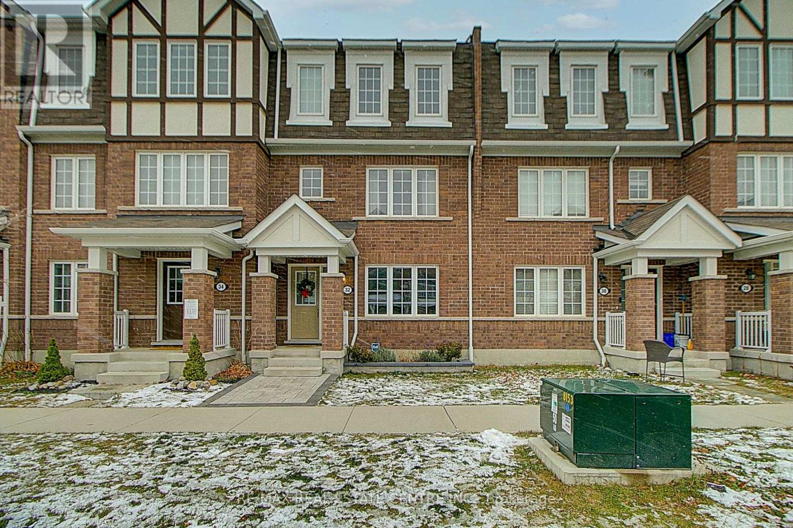 Property at 32 BLUEGILL CRESCENT image 1