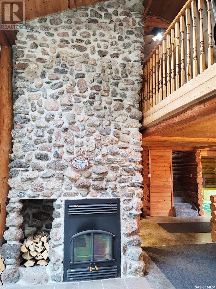 Property at 715 Chitek DRIVE image 3