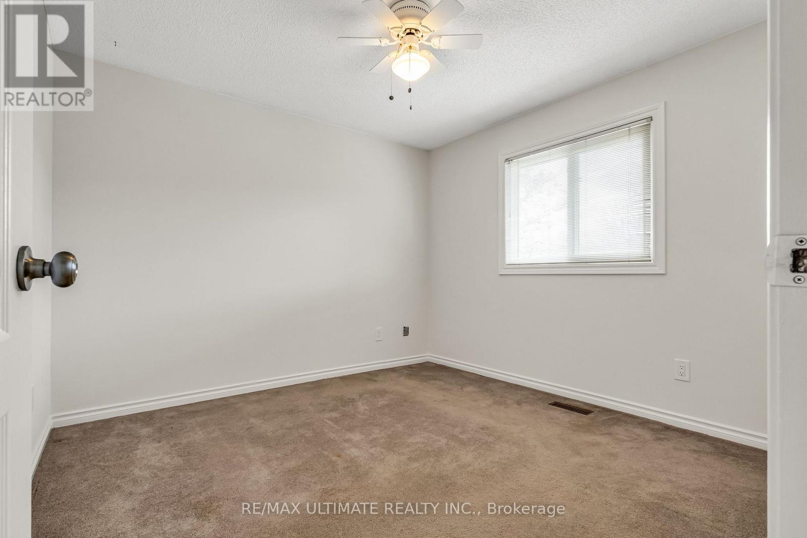 1555 Parish Lane, Oakville, Ontario  L6M 2Z6 - Photo 25 - W12086521