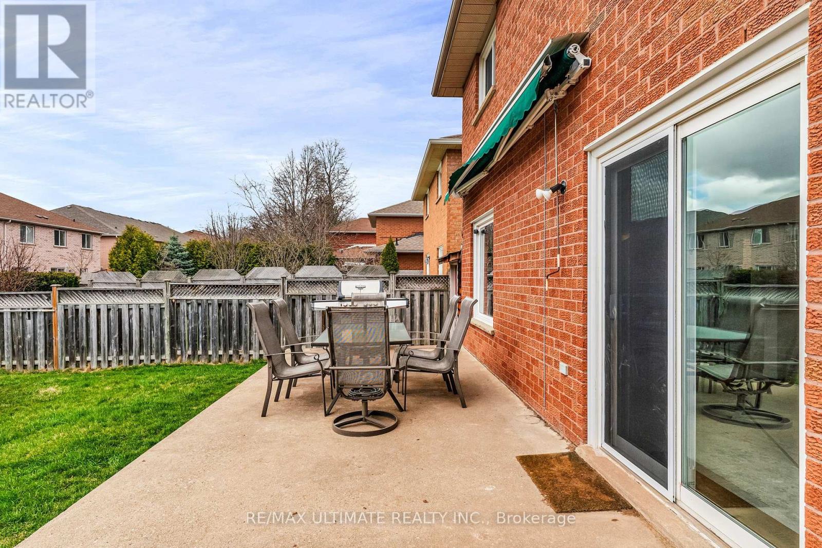 1555 Parish Lane, Oakville, Ontario  L6M 2Z6 - Photo 46 - W12086521