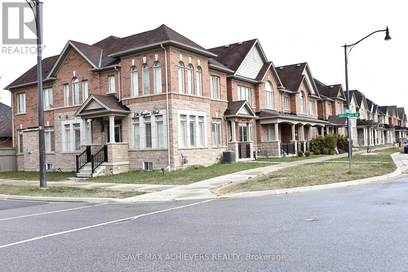 238 INSPIRE BOULEVARD N, Brampton, Ontario