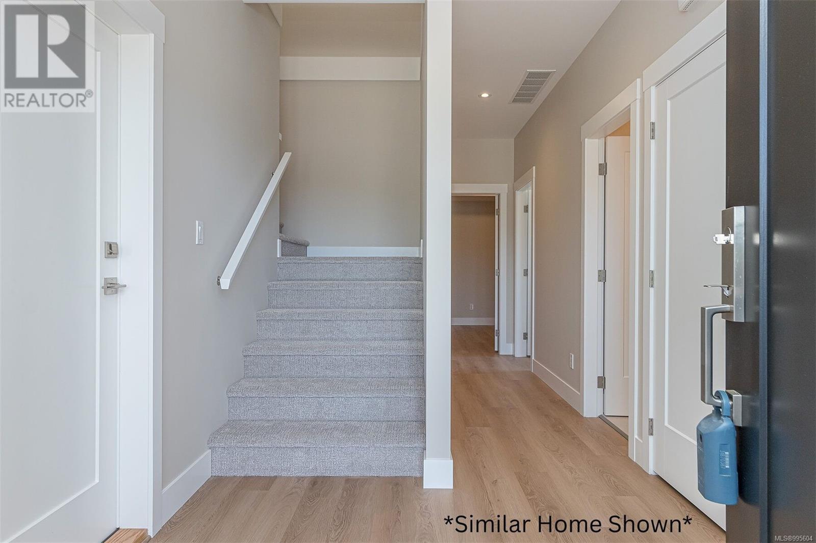 Property at 3301 Woodrush Dr image 3