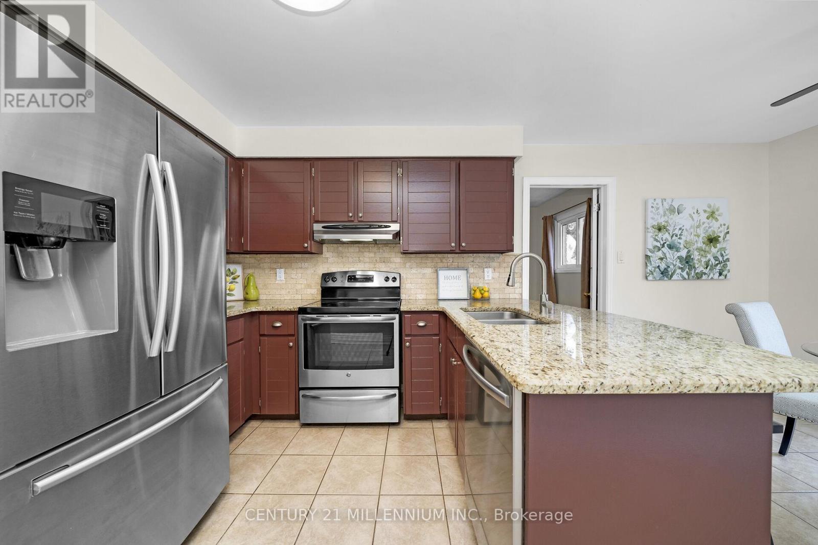 38 Erinlea Crescent, Erin, Ontario  N0B 1T0 - Photo 14 - X12086590