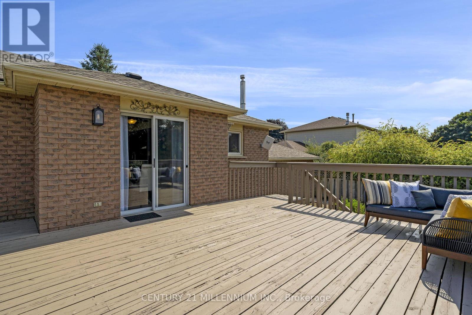38 Erinlea Crescent, Erin, Ontario  N0B 1T0 - Photo 17 - X12086590