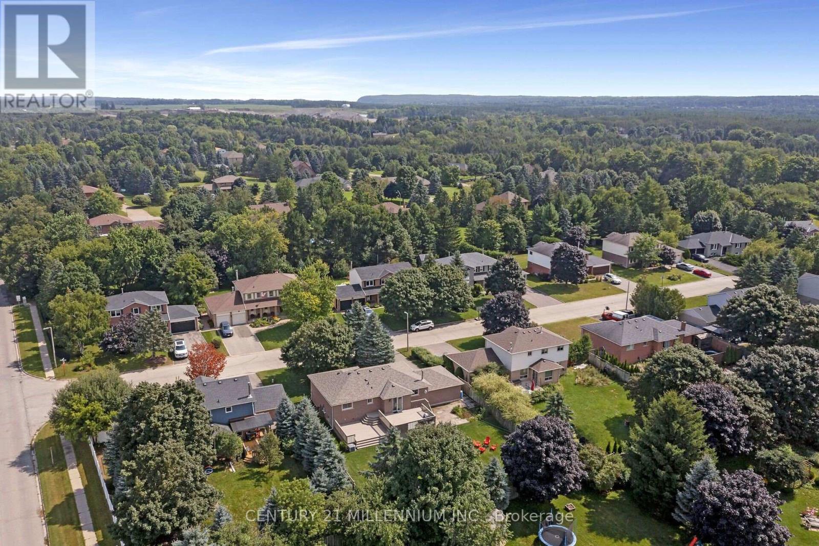 38 Erinlea Crescent, Erin, Ontario  N0B 1T0 - Photo 38 - X12086590