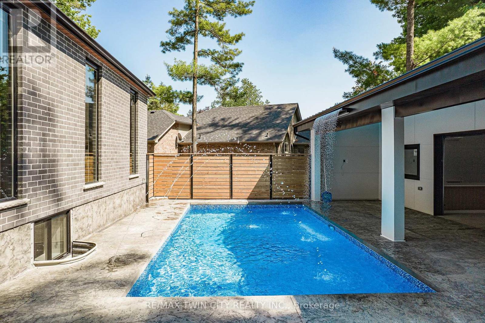 10175 Merrywood Drive, Lambton Shores (Grand Bend), Ontario  N0M 1T0 - Photo 6 - X12086624