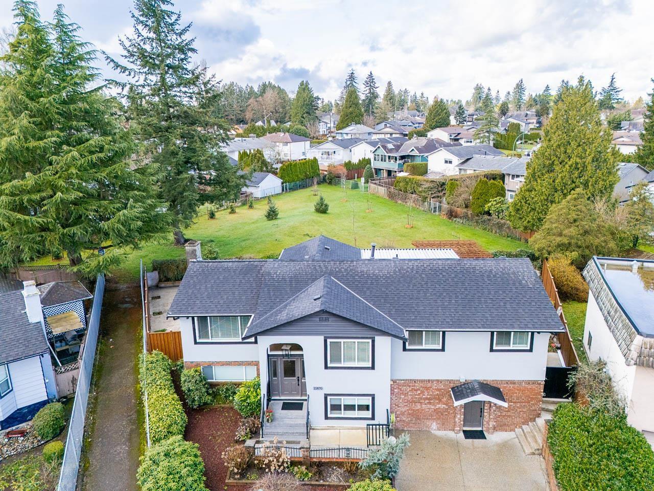 11870 90A AVENUE, delta, British Columbia
