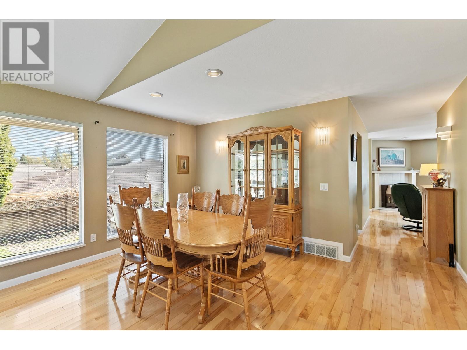 23460 108b Avenue, Maple Ridge, British Columbia  V2W 1A9 - Photo 7 - R2991035