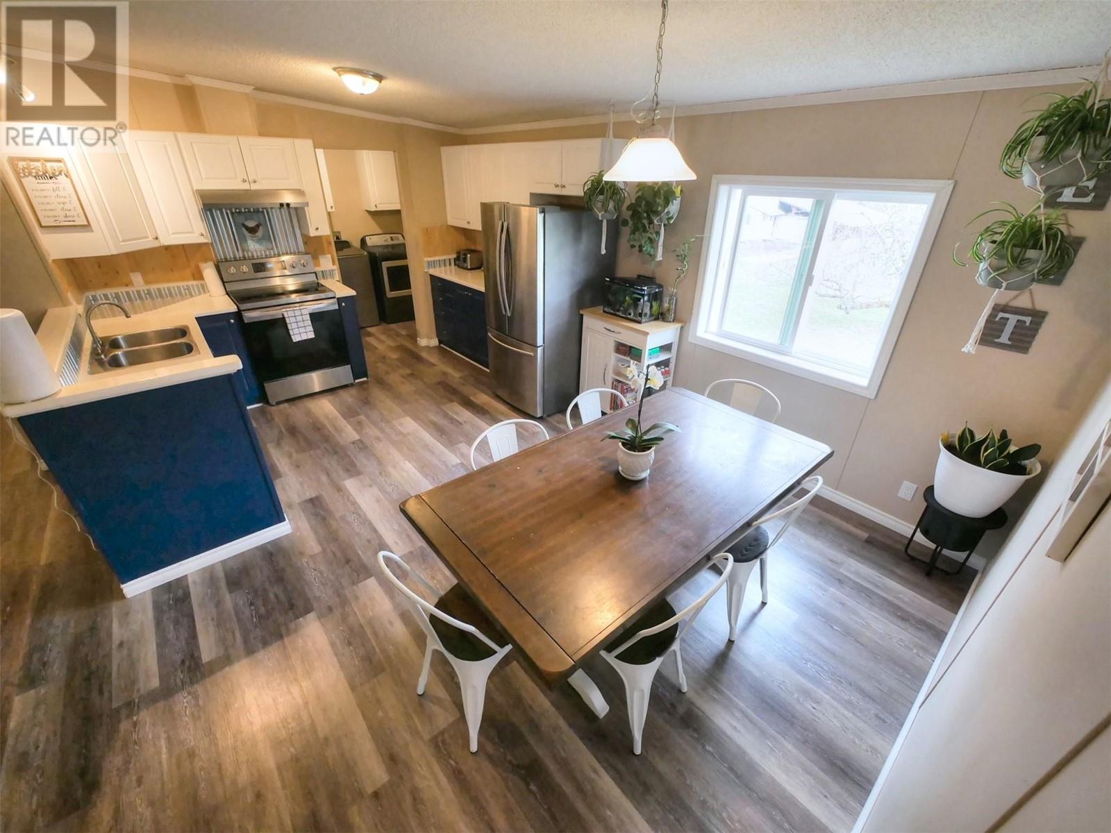 1410 Highway 3b, Montrose, British Columbia  V0G 1P0 - Photo 3 - 10343802