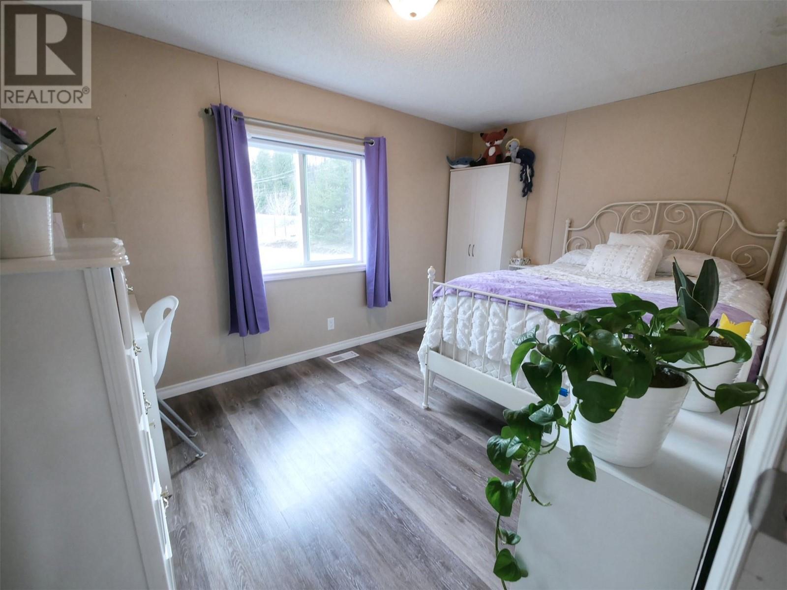 1410 Highway 3b, Montrose, British Columbia  V0G 1P0 - Photo 7 - 10343802