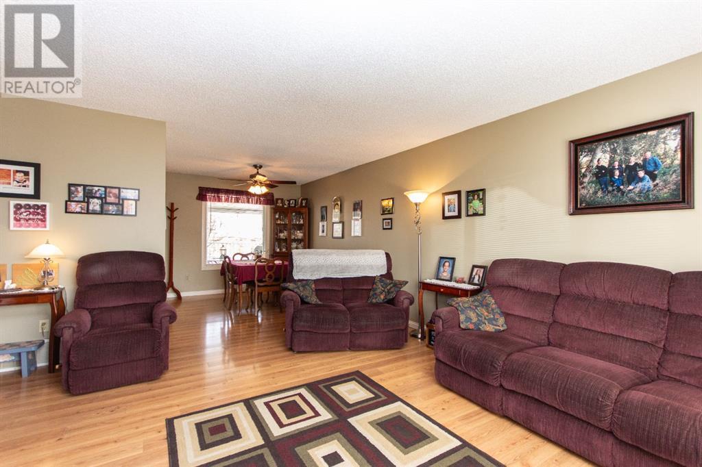 51 Heritage Drive, Lacombe, Alberta  T4L 1N8 - Photo 5 - A2211379