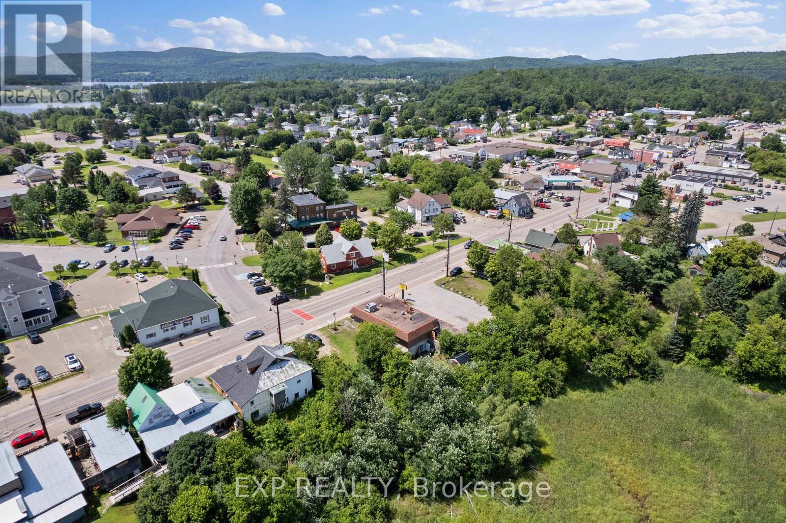 19500 Opeongo Line, Madawaska Valley, Ontario  K0J 1B0 - Photo 5 - X12086662