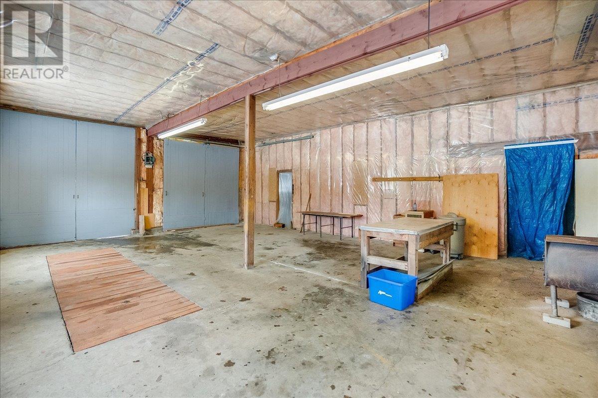 1013 Bridgeview Crescent, Ootischenia, British Columbia  V1N 4K9 - Photo 35 - 10335659
